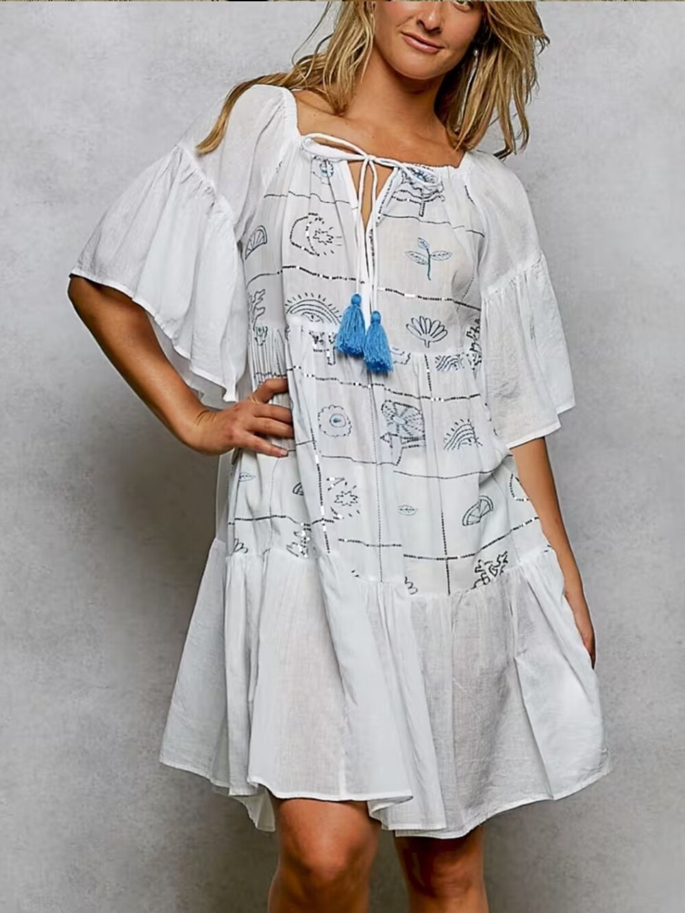 331.POL White Boho Embroidered Tassel Tunic Dress